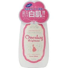 Sữa dưỡng trắng Oneday - Nhật Bản
